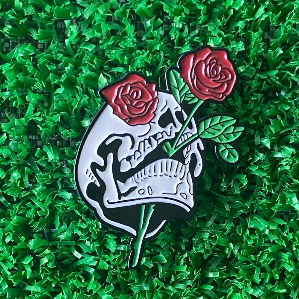 Skull & Roses Enamel Pin/ Brooch Lapel